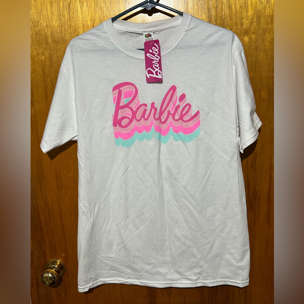 New With Tags Barbie Women’s T-shirt Tee Size Medium White